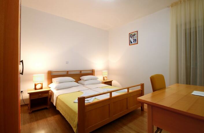 Imagen general del Hotel Apartments Djurasevic. Foto 1