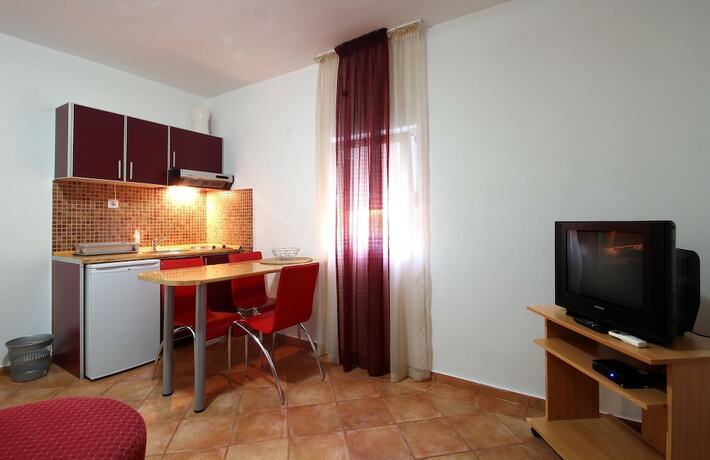 Imagen de la habitación del Hotel Apartments Djurasevic. Foto 16