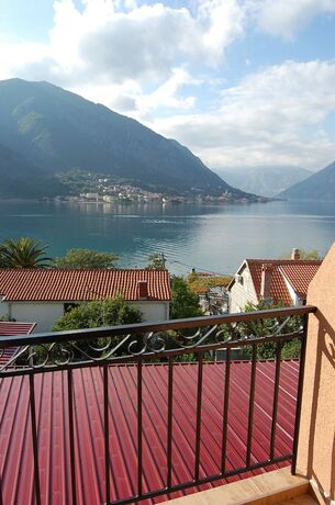 Imagen de la habitación del Hotel Apartments Dobrotski Dvori. Foto 20