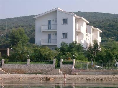 Imagen general del Hotel Apartments Esperanca. Foto 9