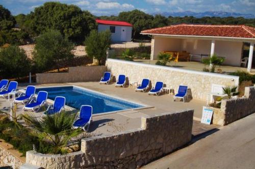 Imagen general del Hotel Apartments GIOVANNI (by the sea). Foto 1