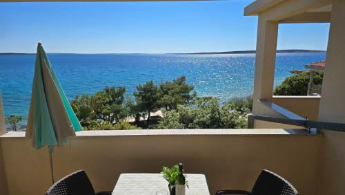 Imagen de la habitación del Hotel Apartments GIOVANNI (by the sea). Foto 16
