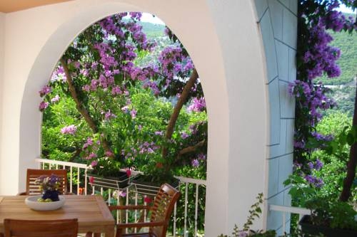 Imagen general del Hotel Apartments Husanovic. Foto 13