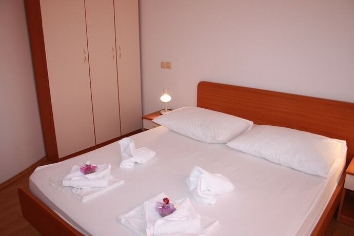 Imagen general del Hotel Apartments Ivan. Foto 8