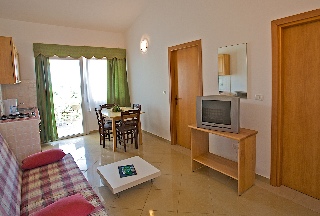 Imagen general del Hotel Apartments Kazela. Foto 3