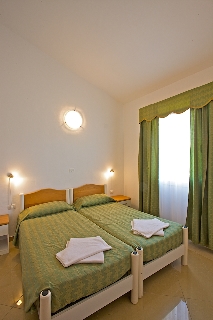 Imagen general del Hotel Apartments Kazela. Foto 6