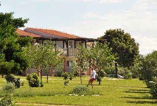 Imagen general del Hotel Apartments Kazela. Foto 12