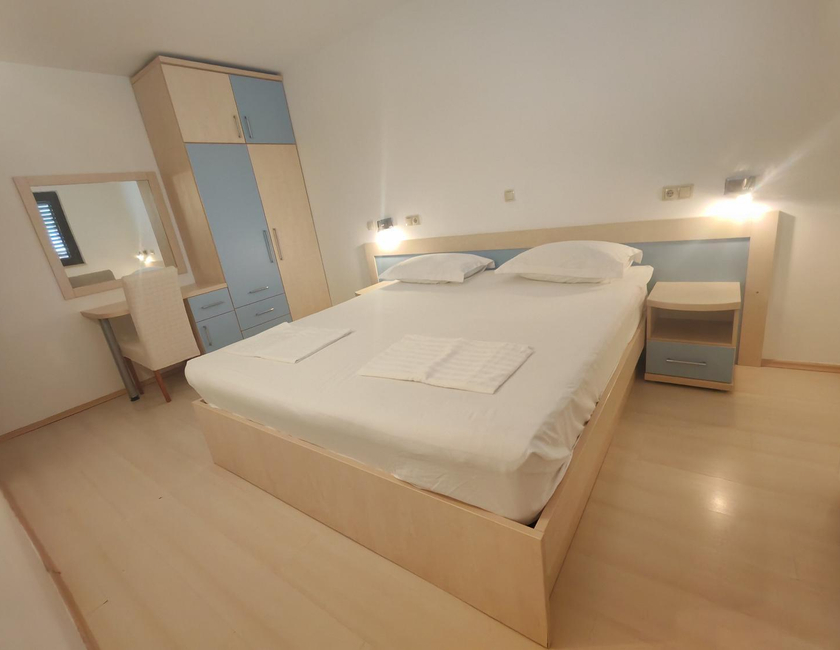 Imagen general del Hotel Apartments Lavica. Foto 12