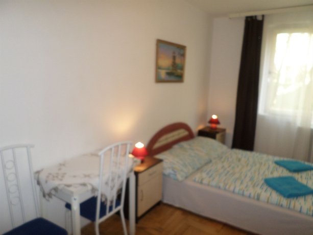 Imagen de la habitación del Hotel Apartments Leslie. Foto 5