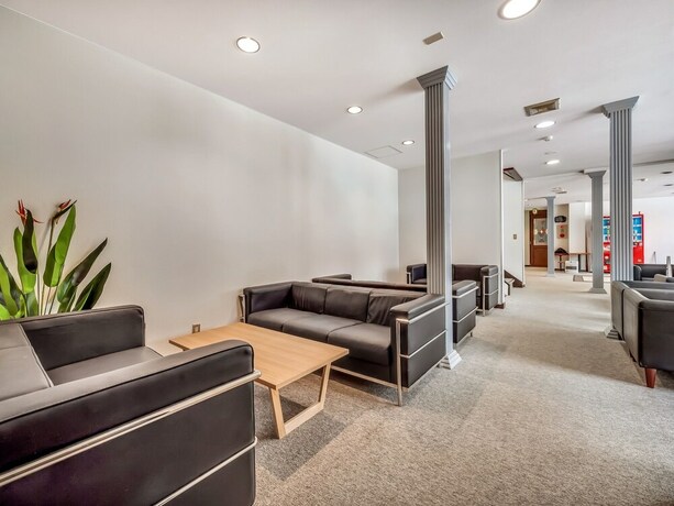 Imagen de los interiores del Hotel Apartments Madarao. Foto 33