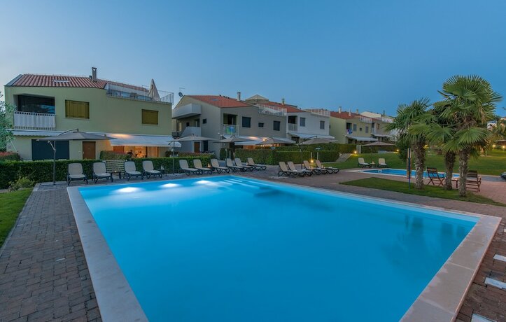Imagen general del Hotel Apartments Maj Residence Premium. Foto 4