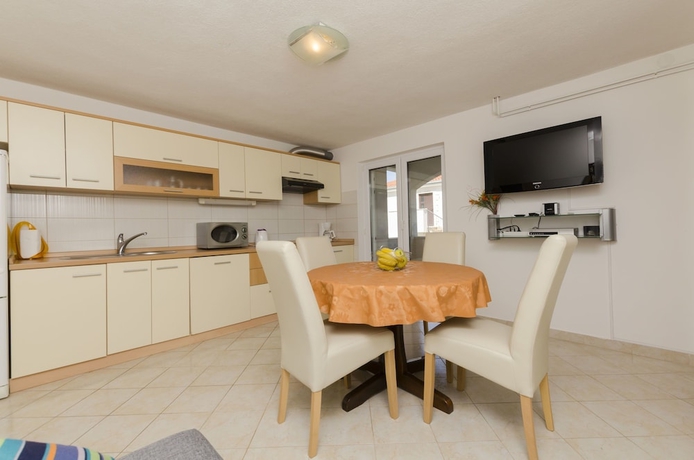 Imagen de la habitación del Hotel Apartments Marin. Foto 9