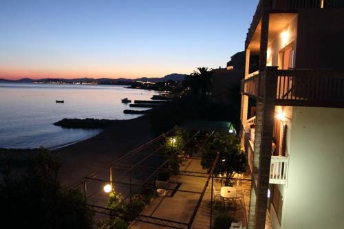 Imagen general del Hotel Apartments Marin, Podstrana. Foto 2