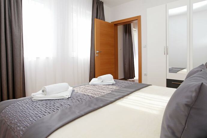 Imagen general del Hotel Apartments Mistral. Foto 7