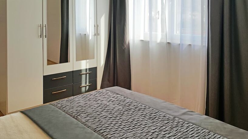 Imagen general del Hotel Apartments Mistral. Foto 14