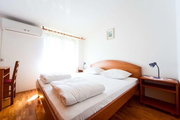 Imagen de la habitación del Hotel Apartments Mrva. Foto 13