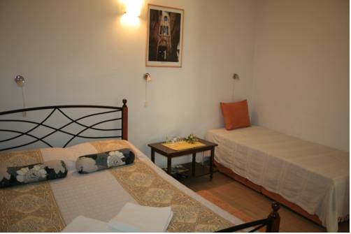 Imagen general del Hotel Apartments Nikolla. Foto 2