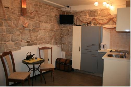 Imagen general del Hotel Apartments Nikolla. Foto 15