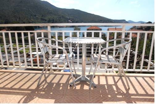 Imagen general del Hotel Apartments Njiric. Foto 8