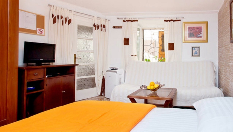 Imagen de la habitación del Hotel Apartments Old Town Economy. Foto 10