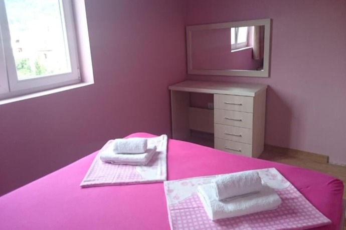 Imagen general del Hotel Apartments Olga Tivat. Foto 6