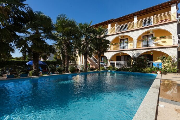 Imagen general del Hotel Apartments Paradis. Foto 4