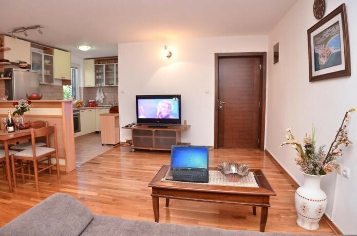 Imagen general del Hotel Apartments Petkovic Budva. Foto 6