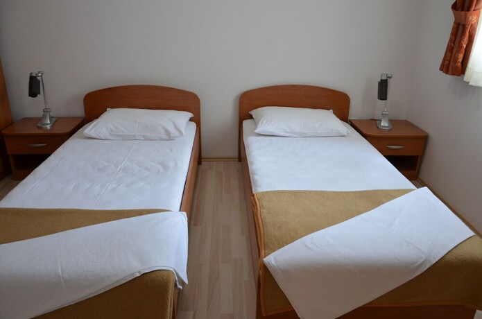 Imagen de la habitación del Hotel Apartments Pirovcanka. Foto 16