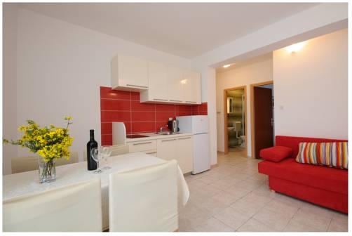 Imagen general del Hotel Apartments Pralija. Foto 4