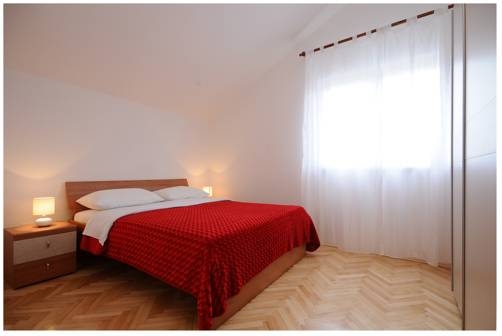 Imagen general del Hotel Apartments Pralija. Foto 7