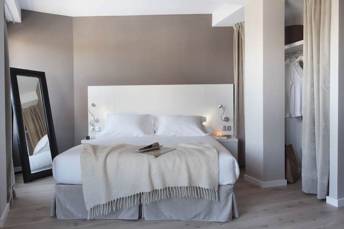 Imagen de la habitación del Hotel Apartments Rambla 102. Foto 11