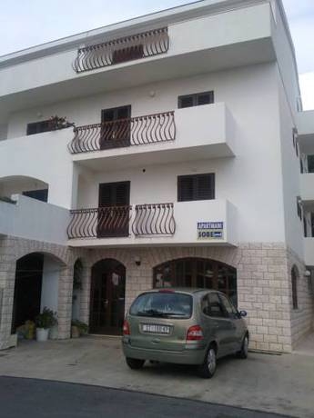 Imagen general del Hotel Apartments Rogosic. Foto 15
