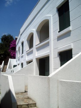 Imagen general del Hotel Apartments Secret Garden. Foto 1