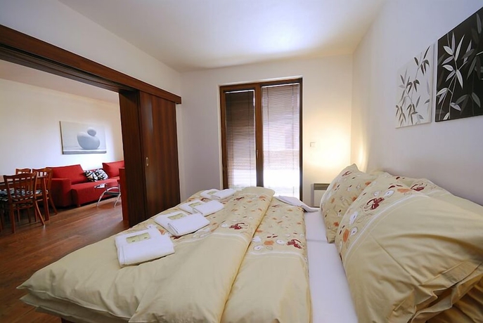 Imagen de la habitación del Hotel Apartments Ski and Sun. Foto 5