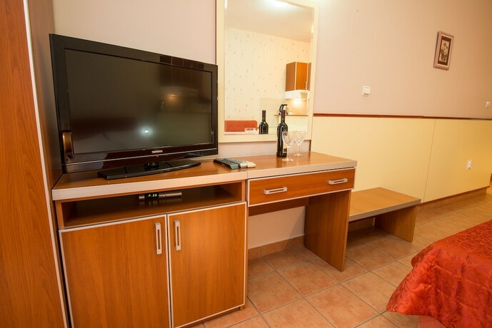 Imagen general del Hotel Apartments Sofija, Becici. Foto 2