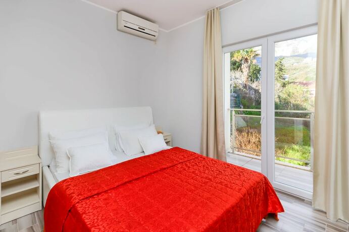 Imagen de la habitación del Hotel Apartments Sofija, Becici. Foto 17