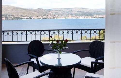 Imagen general del Hotel Apartments Summer Residence Maja 2. Foto 7