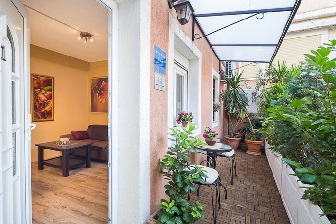Imagen de los interiores del Hotel Apartments Suzy. Foto 19