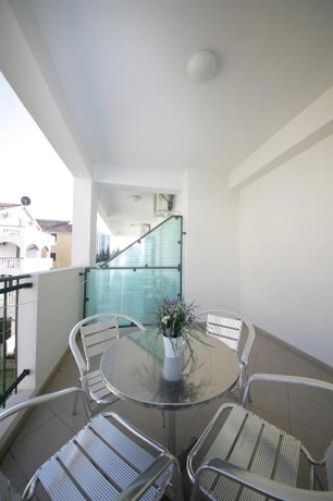 Imagen de la habitación del Hotel Apartments Tamara. Foto 8