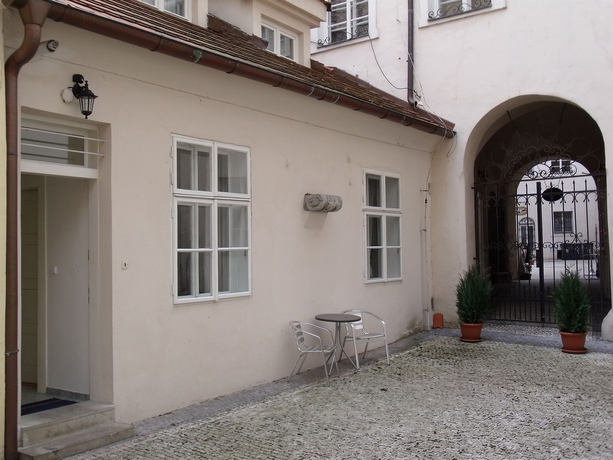 Imagen general del Hotel Apartments Tynska 7. Foto 2