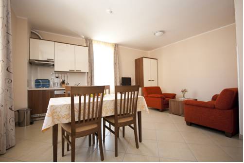 Imagen de la habitación del Hotel Apartments Vila Piranesi. Foto 14