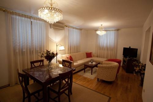 Imagen general del Hotel Apartments Villa Castello. Foto 3