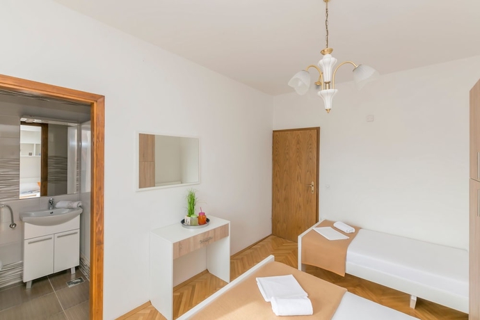 Imagen de la habitación del Hotel Apartments Villa Daniela. Foto 13