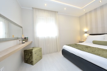 Imagen general del Hotel Apartments Villa Karla. Foto 10