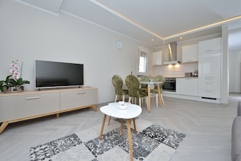 Imagen general del Hotel Apartments Villa Karla. Foto 12