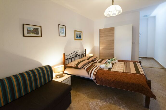 Imagen de la habitación del Hotel Apartments Villa Nona. Foto 11