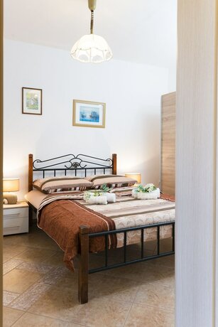 Imagen general del Hotel Apartments Villa Nona. Foto 3