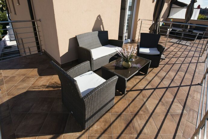 Imagen de la habitación del Hotel Apartments Villa Nona. Foto 16