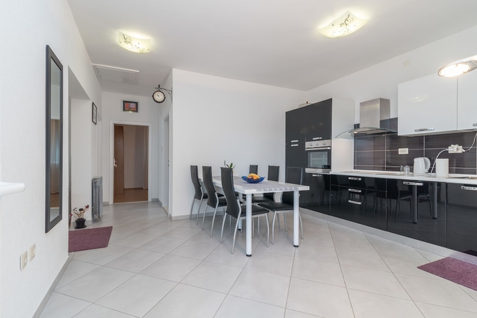 Imagen de la habitación del Hotel Apartments Vojin. Foto 9
