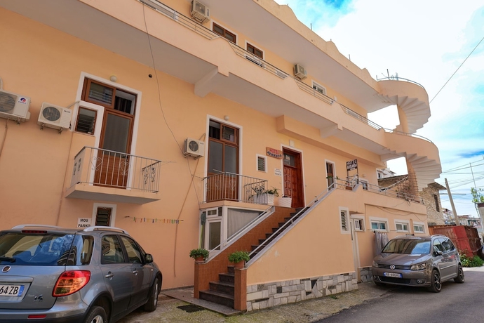 Imagen general del Hotel Apartments and Rooms Armanda. Foto 1